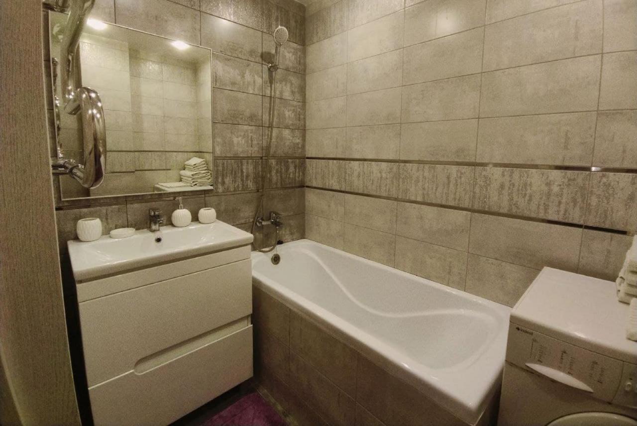 Paulmarie Apartments On Pushkinskaya เบรสต์ ภายนอก รูปภาพ